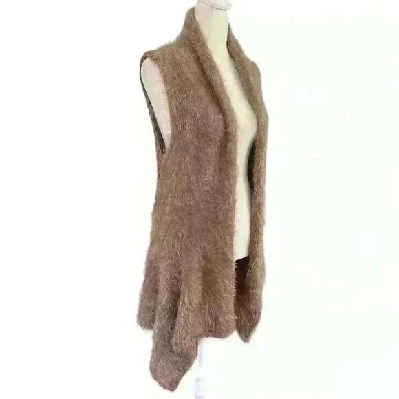 Escio Duster Women's Eyelash Knit Sweater Vest Size M Tan Crochet Back Boho Cozy - Picture 2 of 11